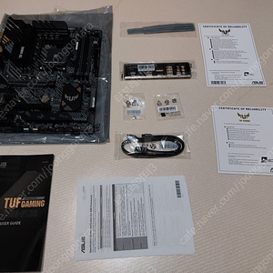 ASUS TUF Gaming B550-PLUS 신품급 메인보드