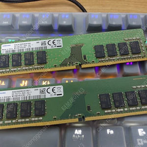 삼성 DDR4 2666MHz 8GB C다이 두개