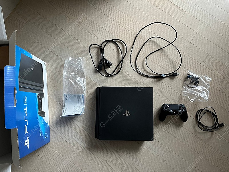 플스4 프로 1TB 7017b--1