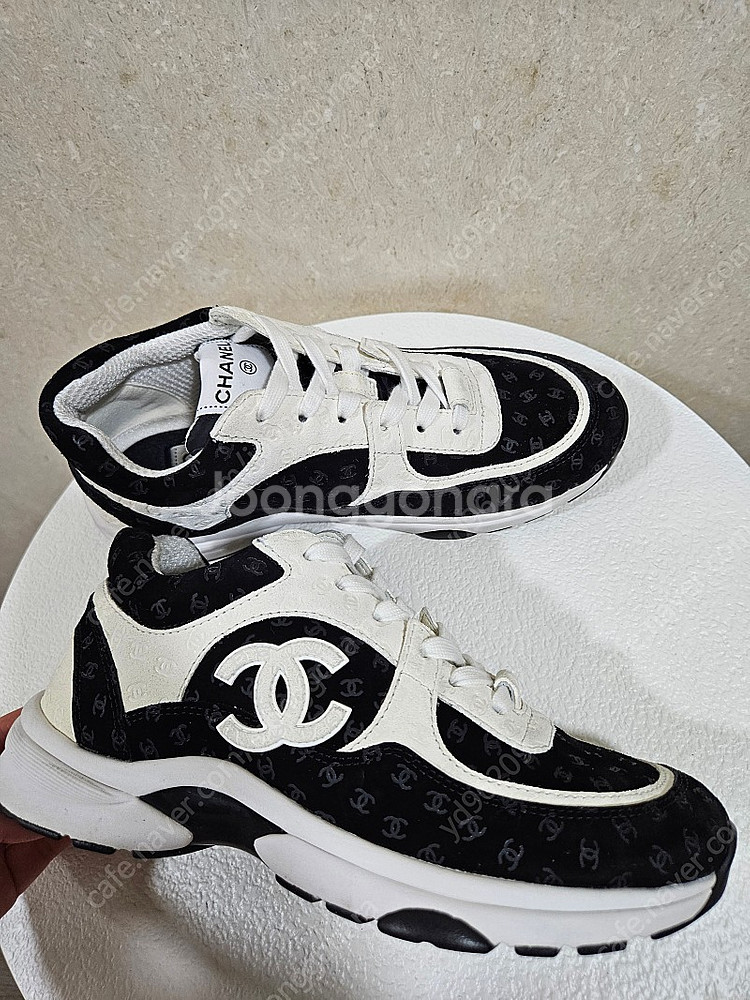 샤넬 CC로고 여성 운동화 240--1