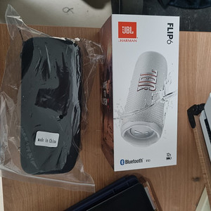 Jbl flip6 블루투스 스피커 미개봉 새상품 팝니다