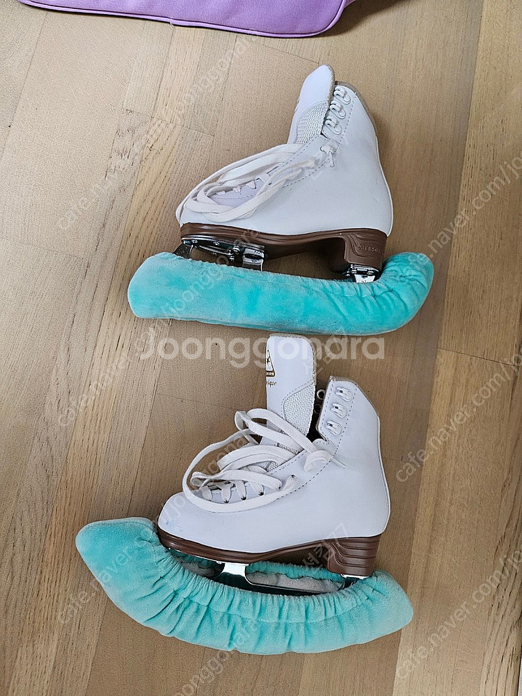 어린이 피겨화 잭슨 1491 사이즈 12 팝니다.--1