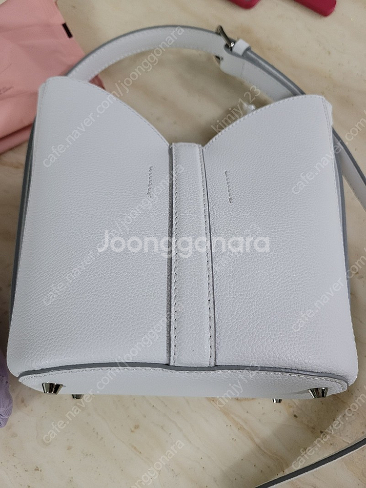 분크 퍼펙 페탈 호보 피콜로 팝니다--7
