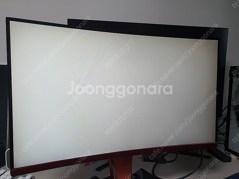 한성 게이밍 모니터 2767c 팝니다. 5만--5