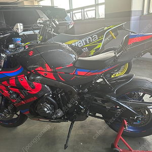 18년식 R1000R 5.1만킬로 풀튜닝급 급매 850만 판매 합니다.