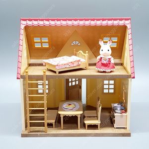 실바니안 초콜릿 토끼의 빨간지붕 이층집