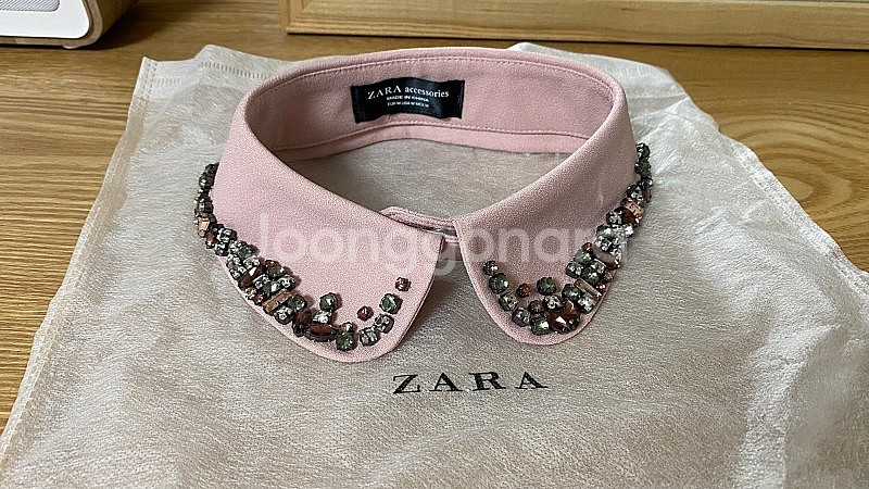 Zara 네크 라인 액세서리 새제품--0