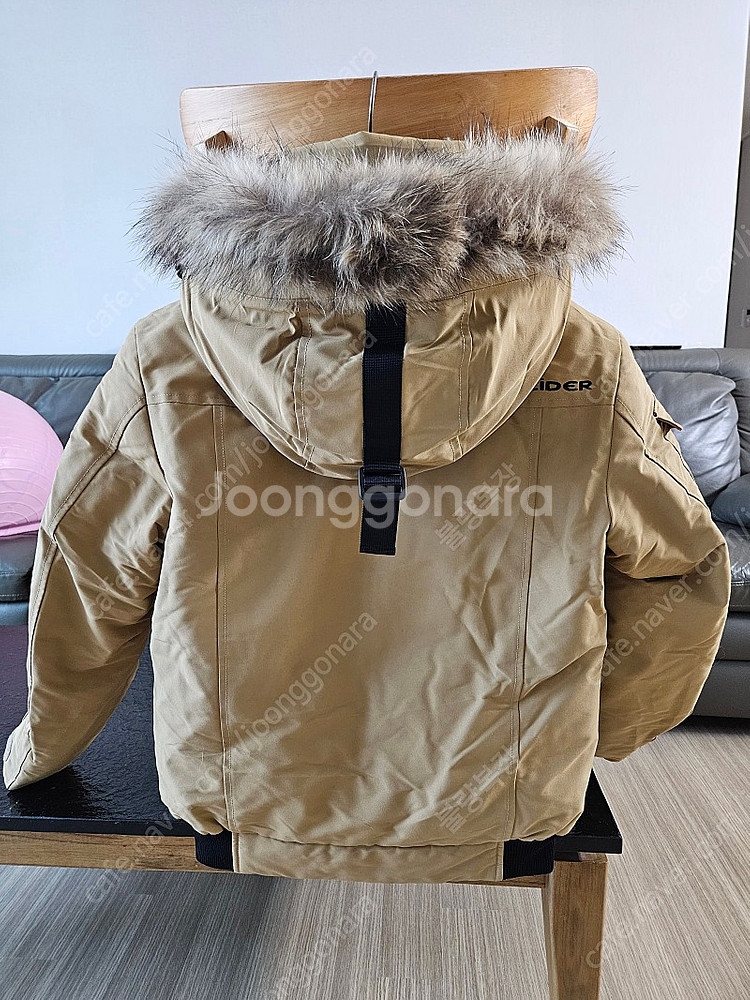 (판매완료)새제품 아이더 스투키 거위털 숏패딩--1