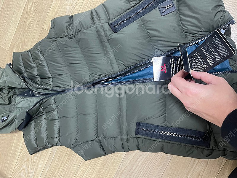 택도안땐 새것 블랙야크 패딩조끼 팔아요--4