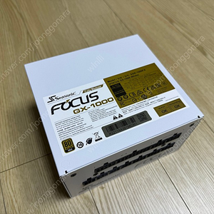 시소닉 FOCUS GOLD GX-1000 WHITE Full Modular V2 판매합니다.