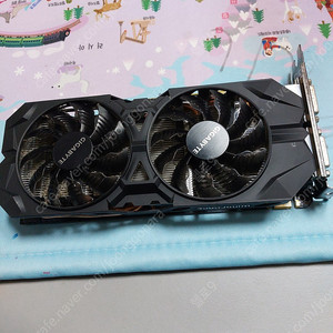 기가바이트 그래픽카드 엔비디아 지포스 gtx 960 팝니다.