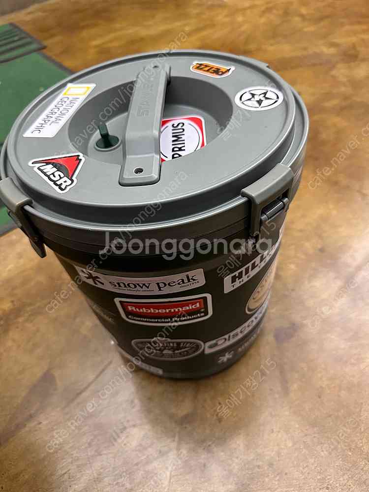 스텐리 워터저그 7.5와 받침대 일괄 판매--2