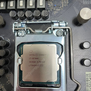 컴퓨터 부품(인텔CPU/AsRock메인보드/램/쿨러) 판매합니다.