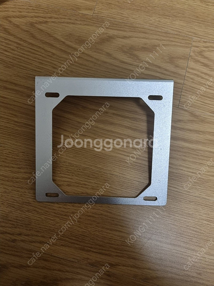 120mm 1열 라디에이터 브라켓 팝니다.--0