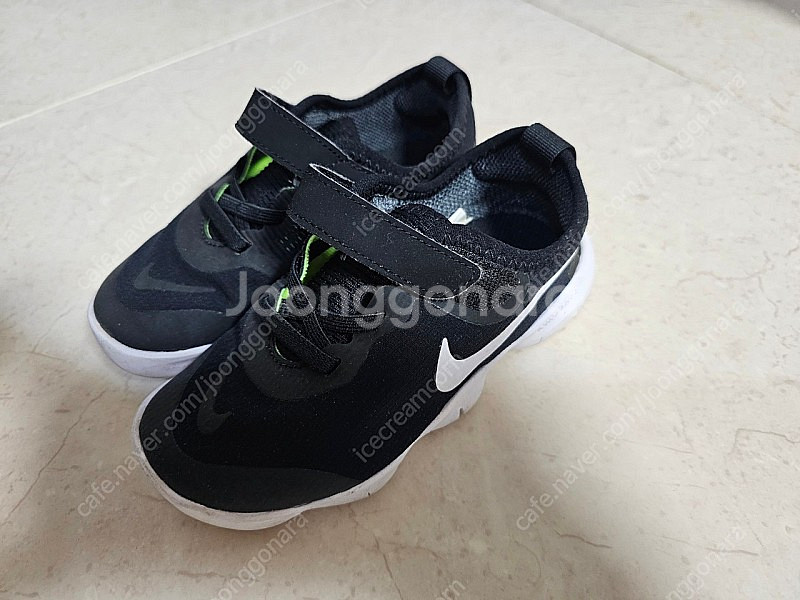 나이키 노비스 프리런 160 2켤레 일괄--1