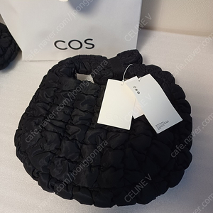 코스 퀼티드 미니 구름백 블랙 새제품