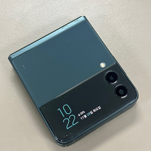 갤럭시 Z플립3 그린색상 256기가 터치정상 게임용폰 10만에판매합니다