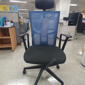 서울 시디즈 t20 메쉬 게이밍 사무용 학생용 의자 팝니다