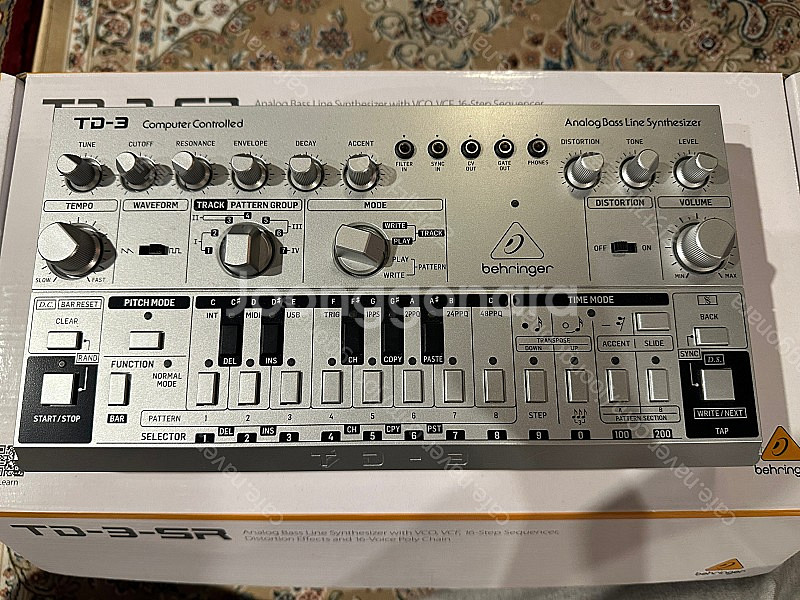 Behringer TD-3 베링거 신디사이저 TD3--0