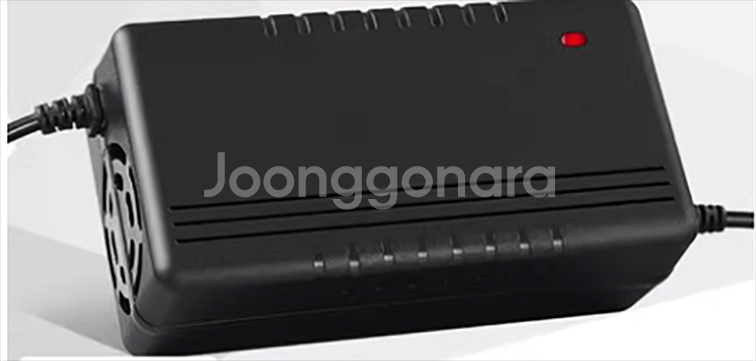 킹송 16x 충전기 84v 판매합니다--1