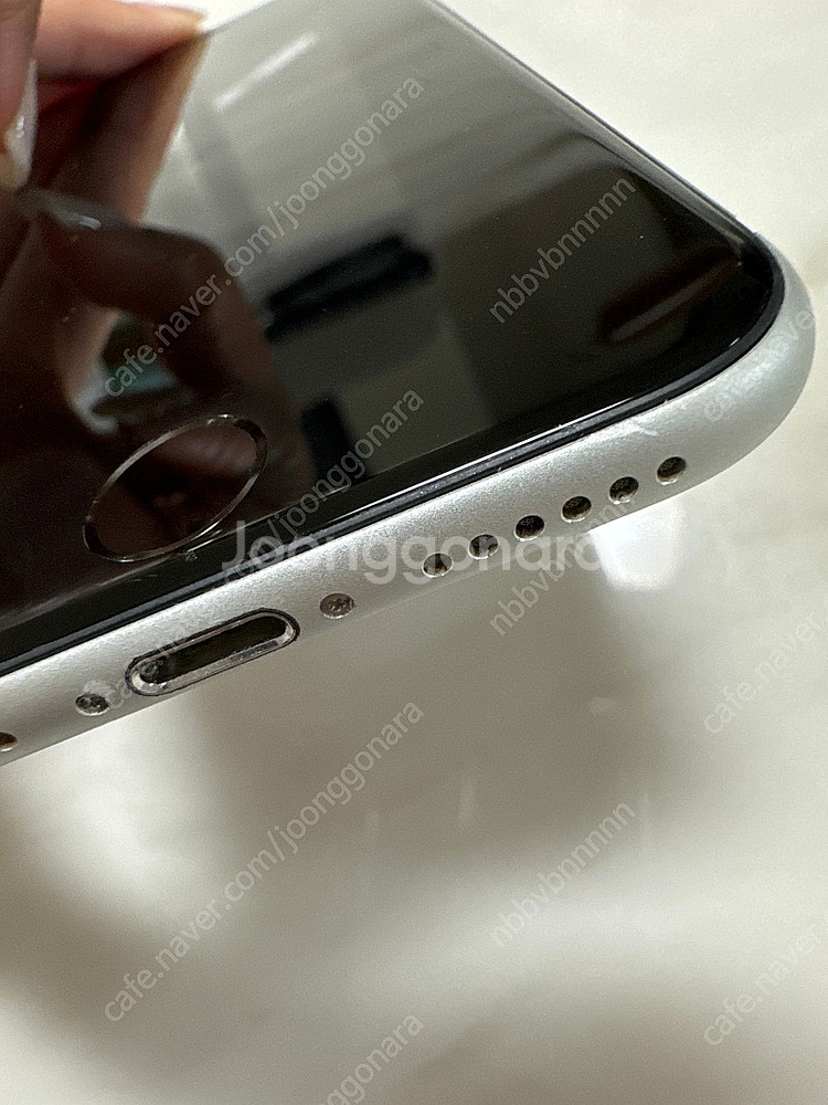 아이폰 se2 화이트 128기가--2