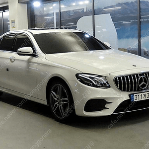 벤츠E클래스 W213 E300 AMG LINE카드 현금 할부 가능 탁송가능