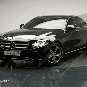 벤츠E클래스 W213 E220d 아방가르드 (5인승)중고차 할부 리스 카드 저신용자 저연령자 전액할부 승인