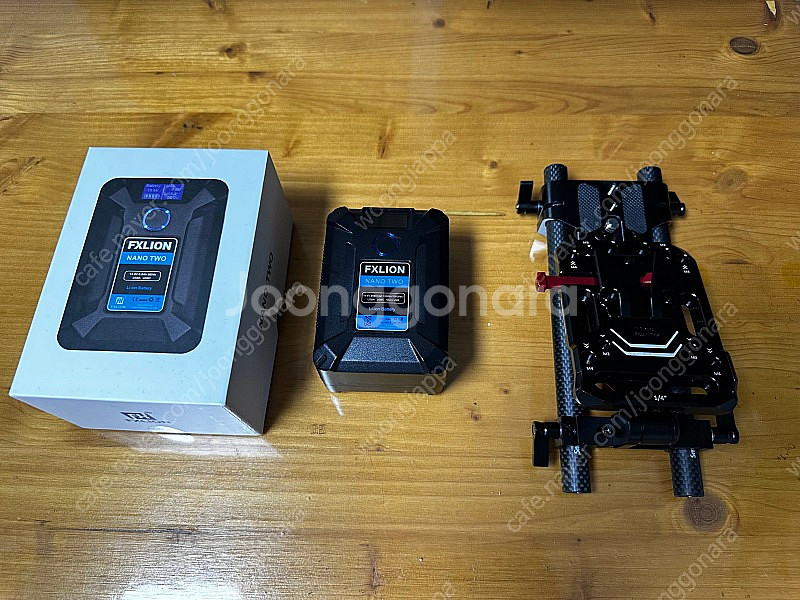 FXLION 나노투 배터리 판매합니다--0