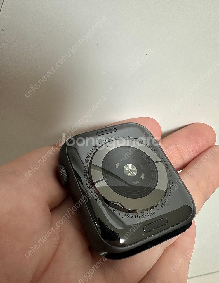 애플워치4 나이키 44mm 셀룰러 lte타입--1