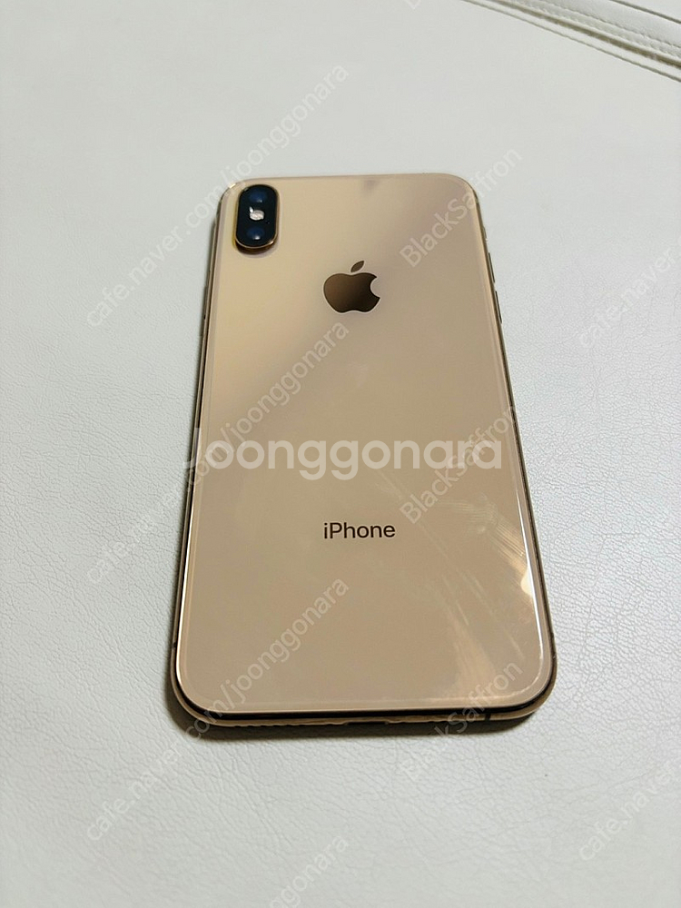아이폰xs 64gb 골드색상 A급 25만원 (구성품 모...--2