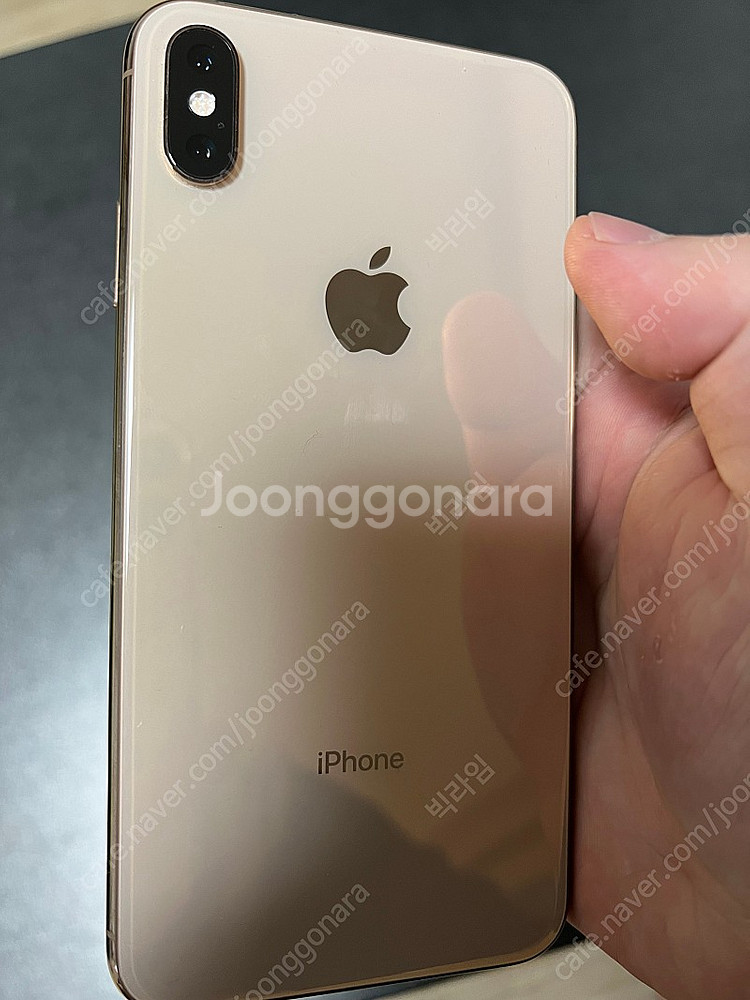 아이폰 xs max 512 팝니다. (상태 SS급)--2