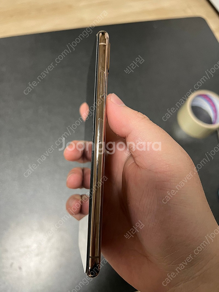 아이폰 xs max 512 팝니다. (상태 SS급)--3