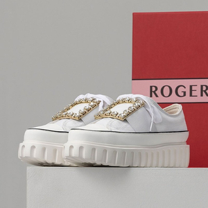 로저비비에 [Rogervivier] 비브 고-틱 스트라스 버클 슬립온 스니커즈