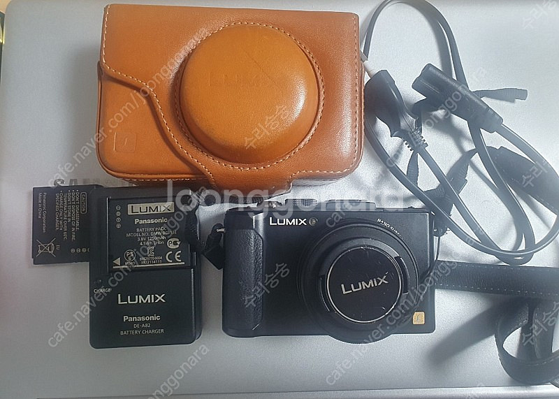DMC-LX7--0