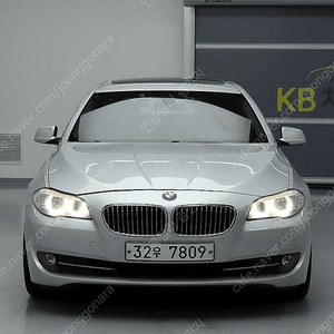 BMW5시리즈 (F10) 520d@중고차@중고차매입@전액할부@저신용자@신불자@소액할부@현금@카드 전부 가능합니다!