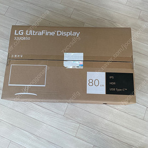 LG 32UQ850W 32인치 4K 모니터 팝니다