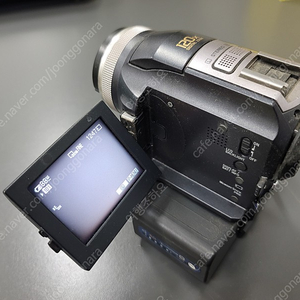 [중고] SONY HANDYCAM DCR-PC330 캠코더 + 소니 Wide conversion 렌즈 30만에 팝니다.