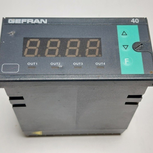 GEFRAN F000203 40T-96-4-01-RR-00-0-0-1 온도조절기 / 온도컨트롤러 (재고2대)