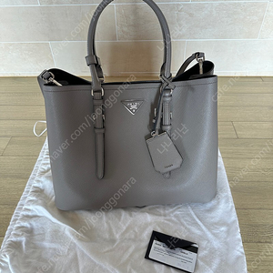 정품 프라다 두블레 토트백 미듐