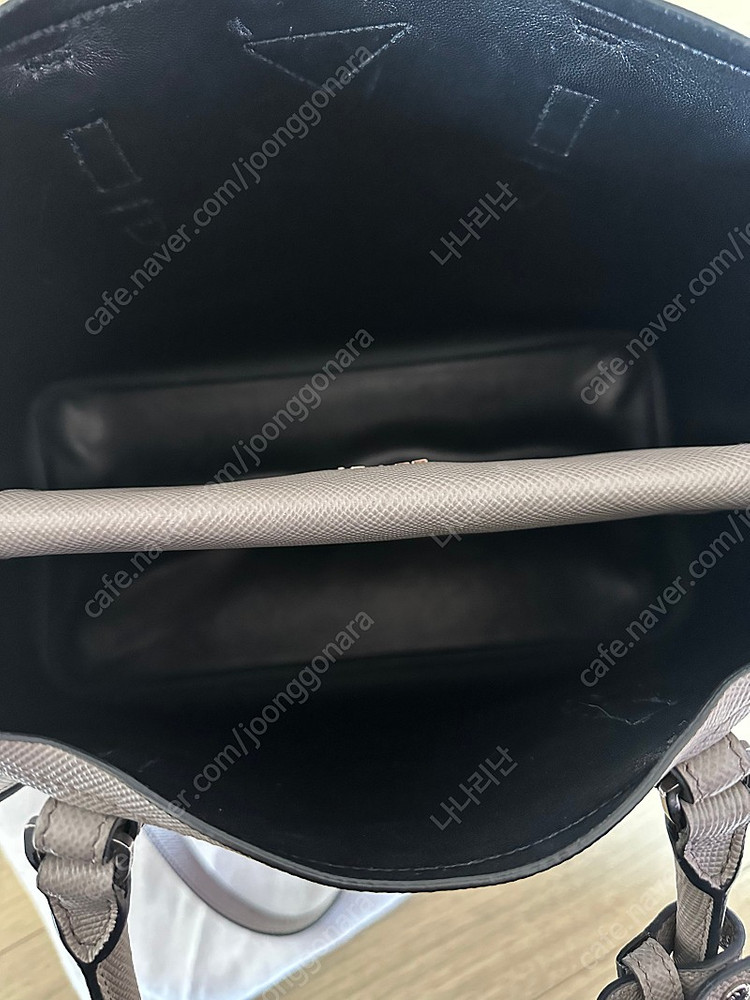 정품 프라다 두블레 토트백 미듐--7