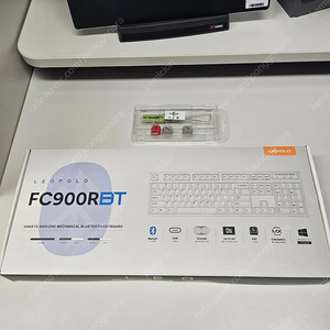 레오폴드 FC900RBT 그라파이트 화이트 갈축 한글