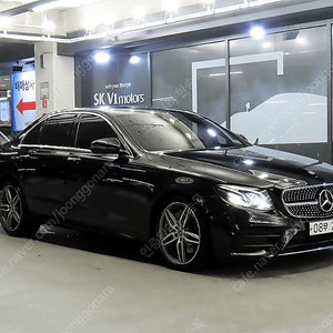 벤츠E클래스 W213 E300 AMG LINE중고차 할부 리스 카드 저연령자 저신용자 외국인 전액할부 승인