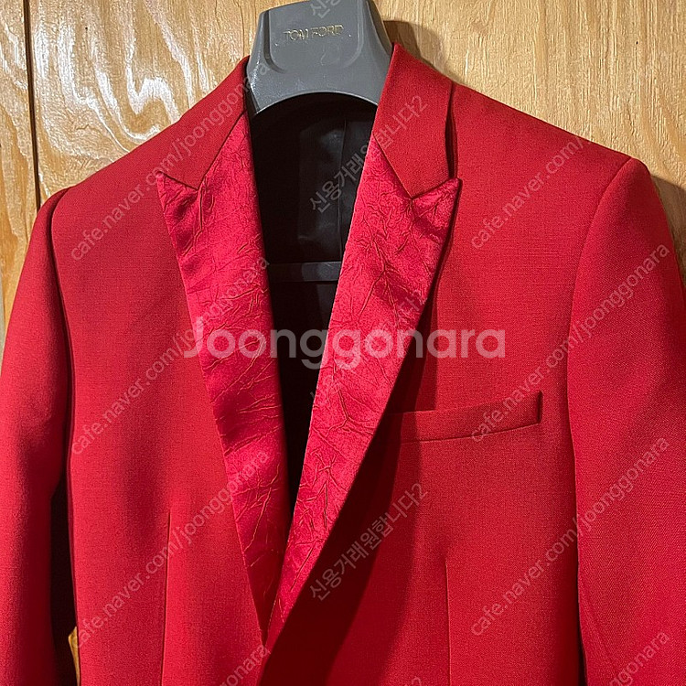 디올 런웨이 메인 수트 판매 합니다..............--3