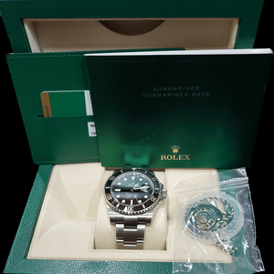 ROLEX 서브마리너 블랙 데이트 팝니다.