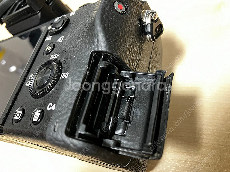 소니 SONY ILCE-7M2(A7M2)+SEL2870(구번들 렌즈) 판매합니다.--8