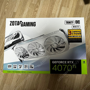 조텍 4070ti 화이트 국내 정품, 미개봉품 판매합니다.