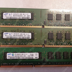 2GB 2Rx8 PC2-6400U, 4GB 2Rx8 PC3 10600E 램 팝니다.