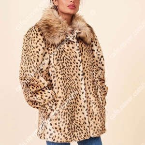 Rouje sam fur coat 루즈 후즈 퍼