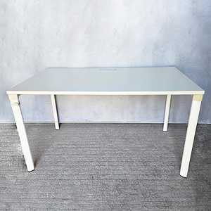 [가구매니저] 코아스 화이트 책상 / 테이블(1600) - 튼튼하고 실물이 더 예쁜 테이블입니다.