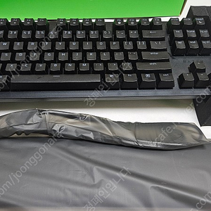 풀박 레이저 헌츠맨 V2 텐키리스 키보드 팝니다Razer Huntsman V2 TKL